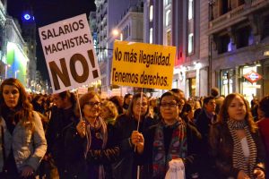 Праздники в Испании: женский день 8 марта в Валенсии.