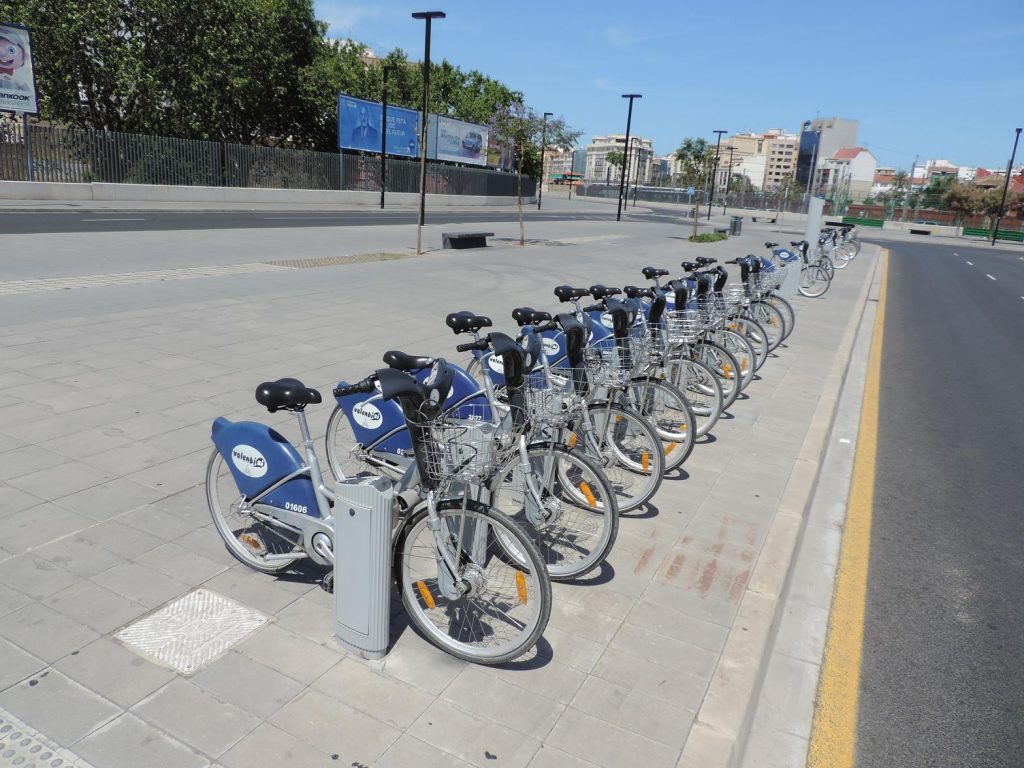Общественный транспорт в Испании: цены и правила пользования
