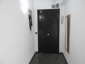 Квартира в аренде в Бенимамет в Валенсии АР060.""