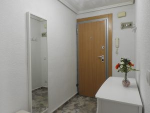 Квартира в Валенсии район Беникалап-Кампанар АР066. коридор
