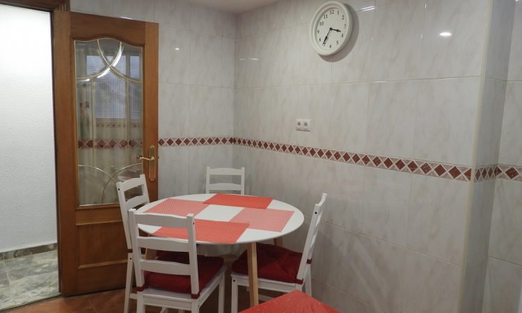 Квартира в Валенсии район Беникалап-Кампанар АР066. кухня