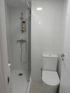 Квартира в Валенсии Тендетес -парк Турия АР067. ванная