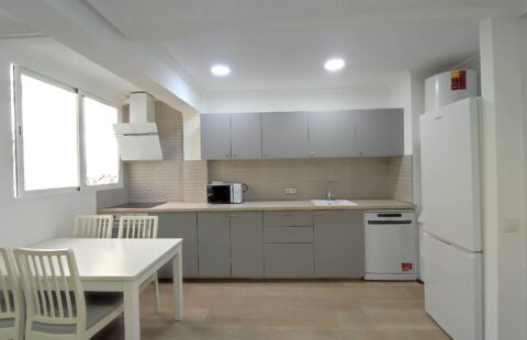 Аренда квартиры в Валенсии район Марчаленес — Торрефьель 099